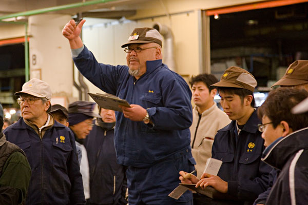 January 2006 Buy tuna