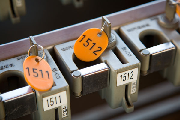 January 2006 Umbrella locker