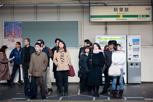 January 2006 Waiting for the train