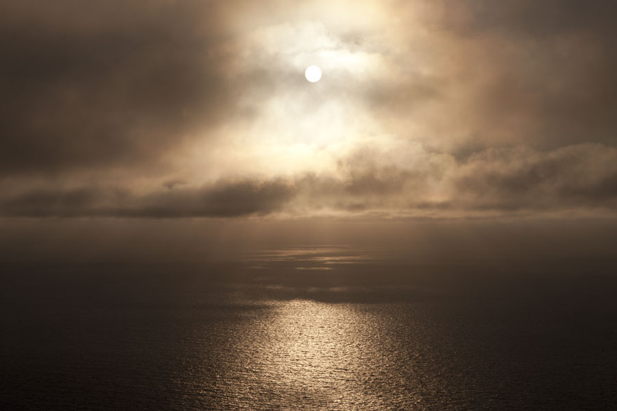 Nordkapp - the moon and the sun